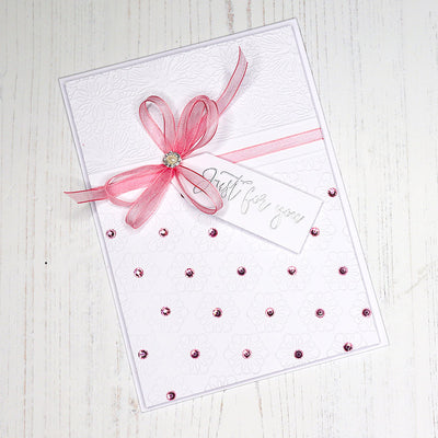 How to make a quick card using Chloes Creative Cards Embossing Folders