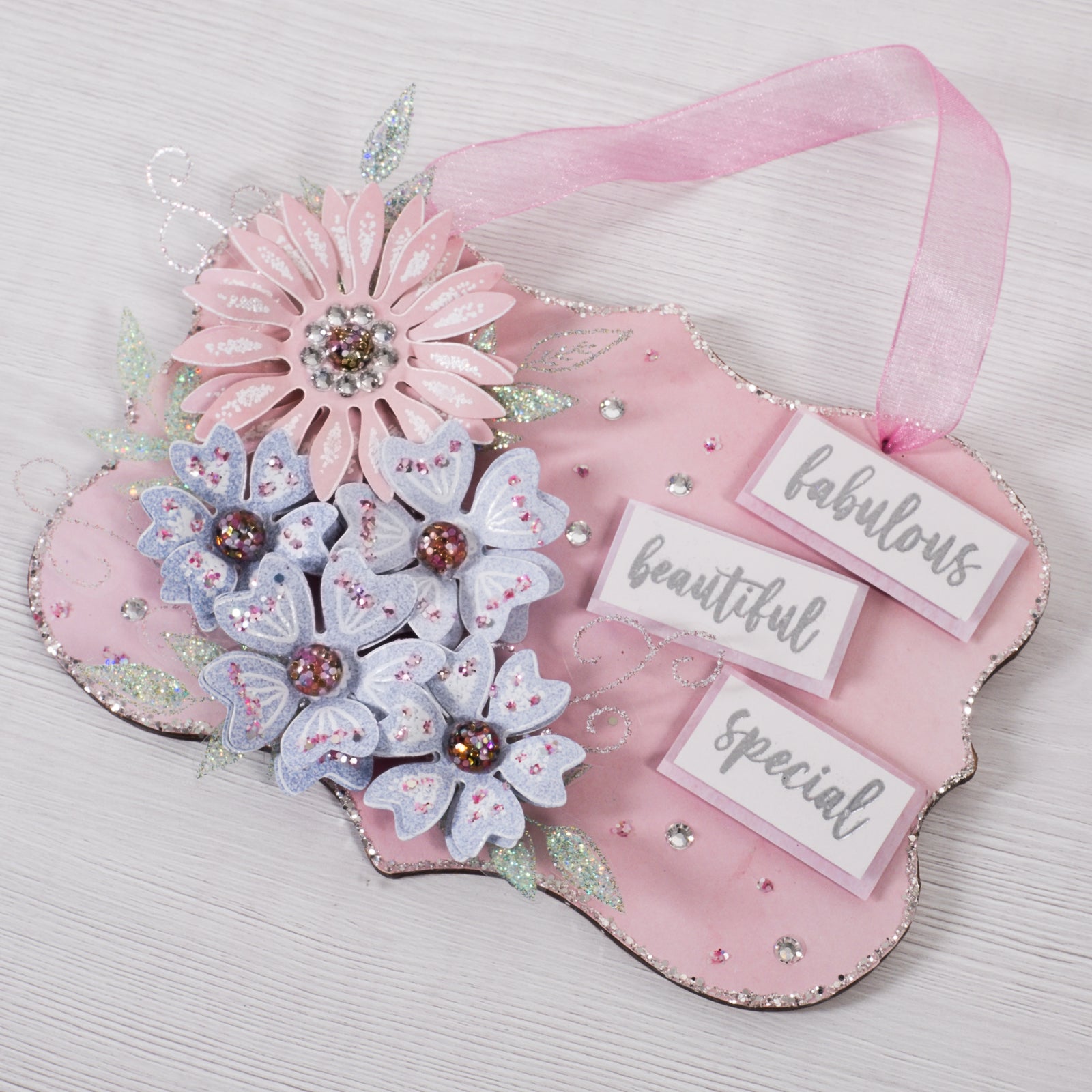 Delightful Daisies Wooden Plaque Project by Rebecca Houghton