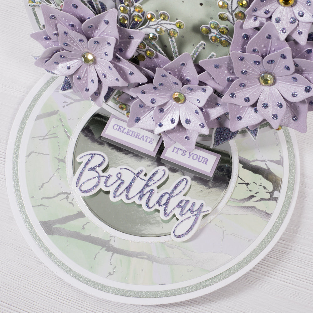 Meadow Flower Circle Easel Cardmaking Project by Glynis Bakewell