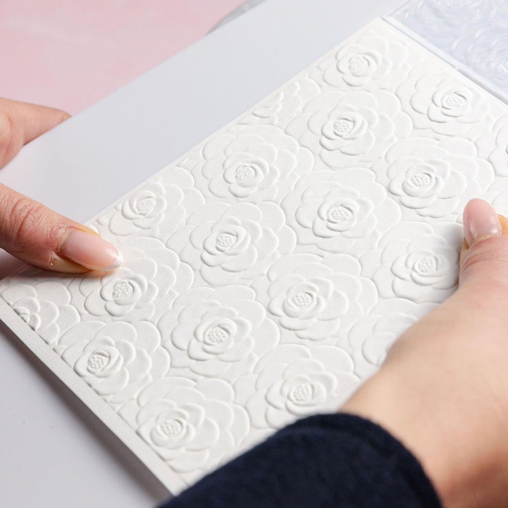Chloe's Creative Cards 5x7 3D Embossing Folder - Flowers in Bloom