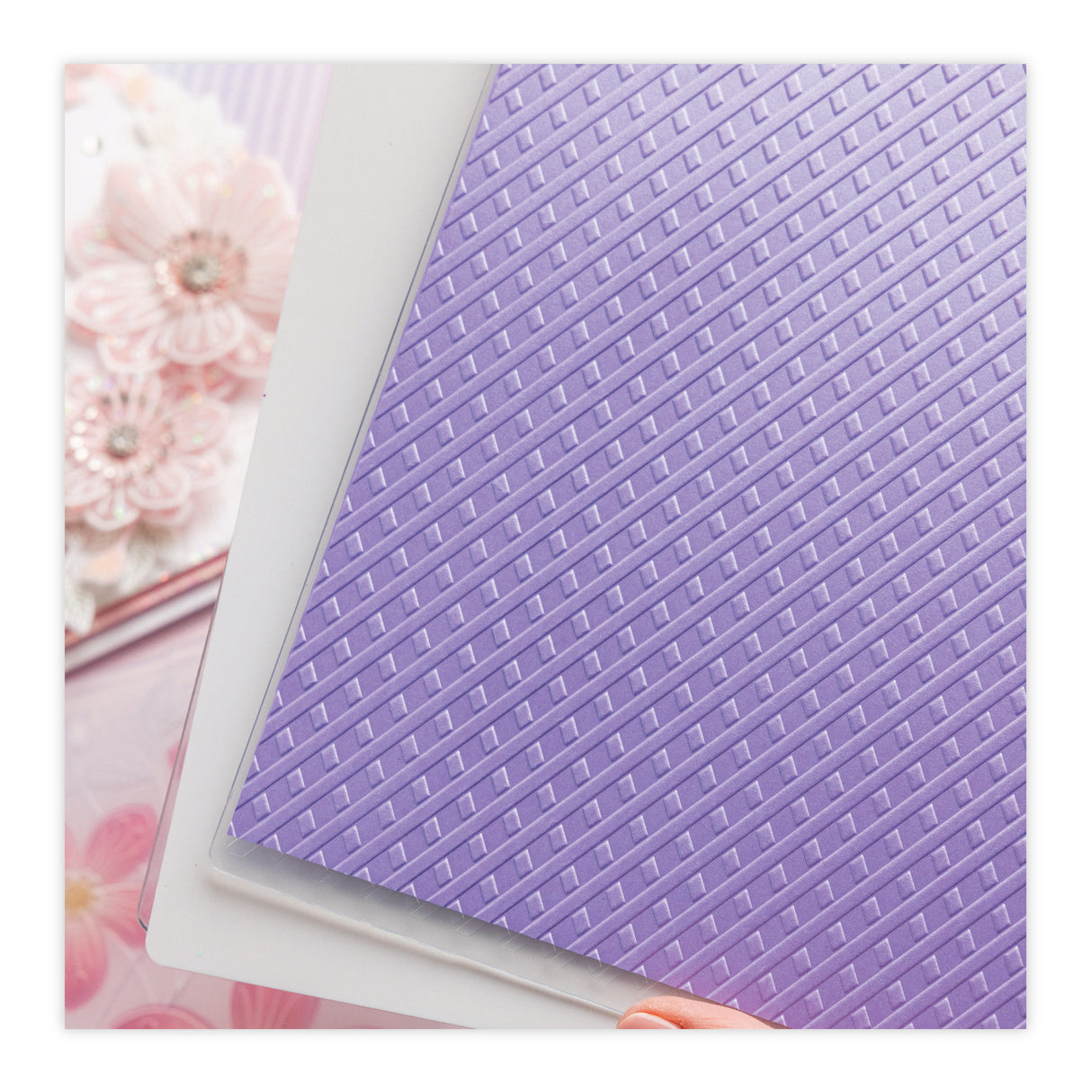 Chloe's Creative Cards 8x8 Trellis &amp; Swirl Prägefolder &amp; DL Stanzformen-Sets - ICH BRAUCHE ALLES