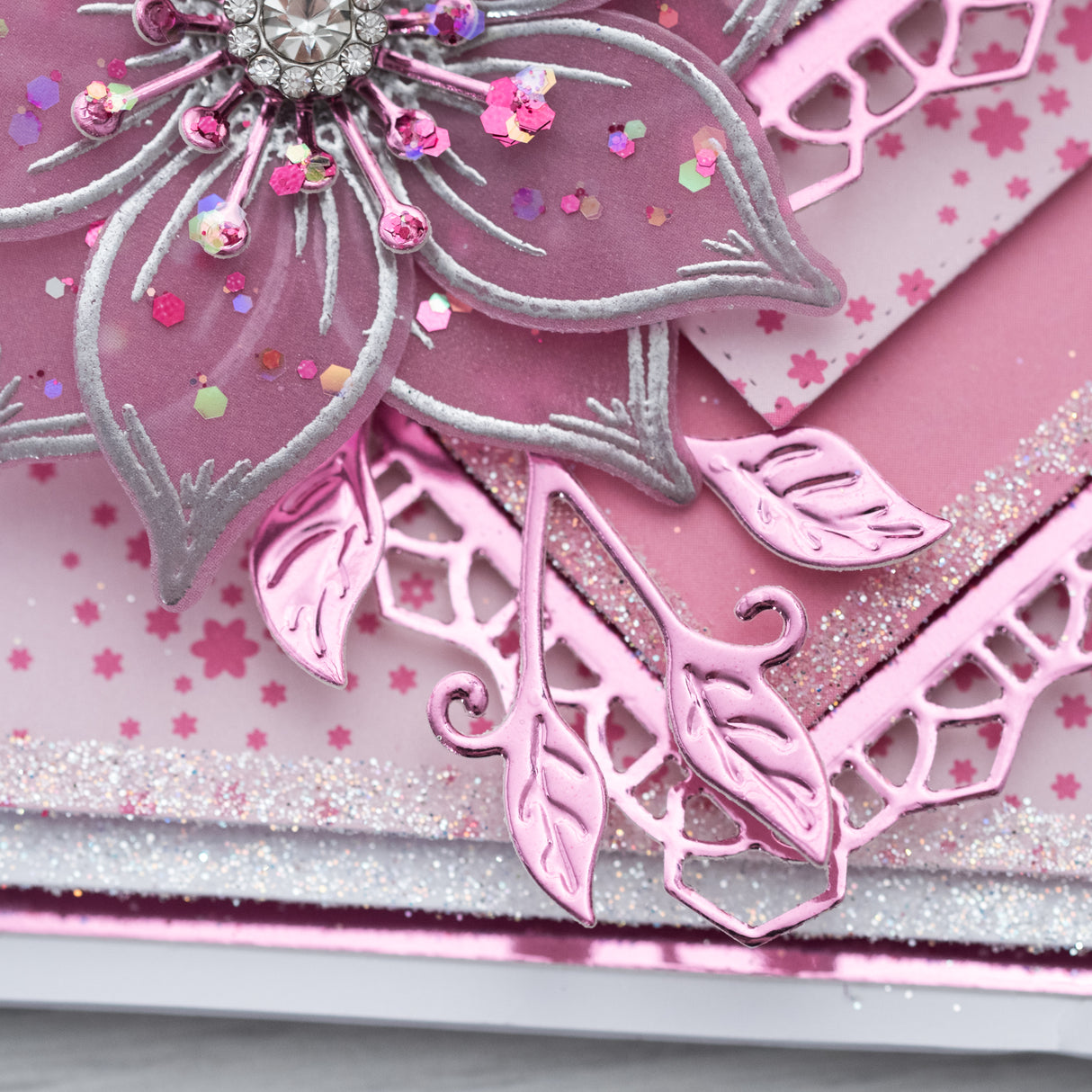 Ensemble de matrices en métal Chloes Creative Cards - Carré décoratif 6x6